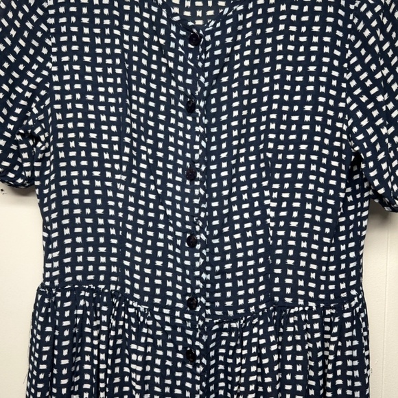 Stefanel Women's Button Down Short Sleeve Navy Blue & White Dress Size Large - Picture 4 of 15